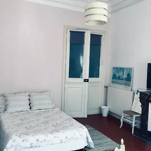 https://l-orangerie-chambres-d-hote.fr-provencehotel.com
